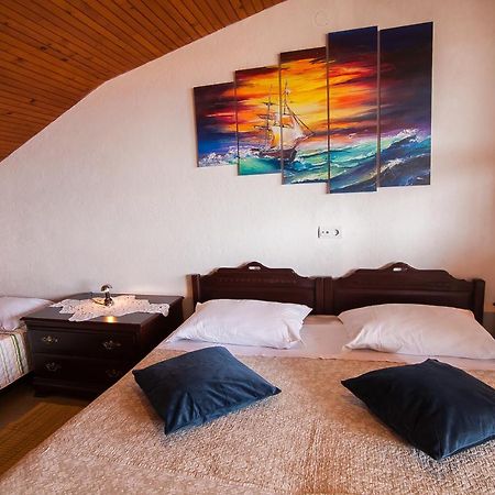 Anka Bol West Side Apartments Luaran gambar