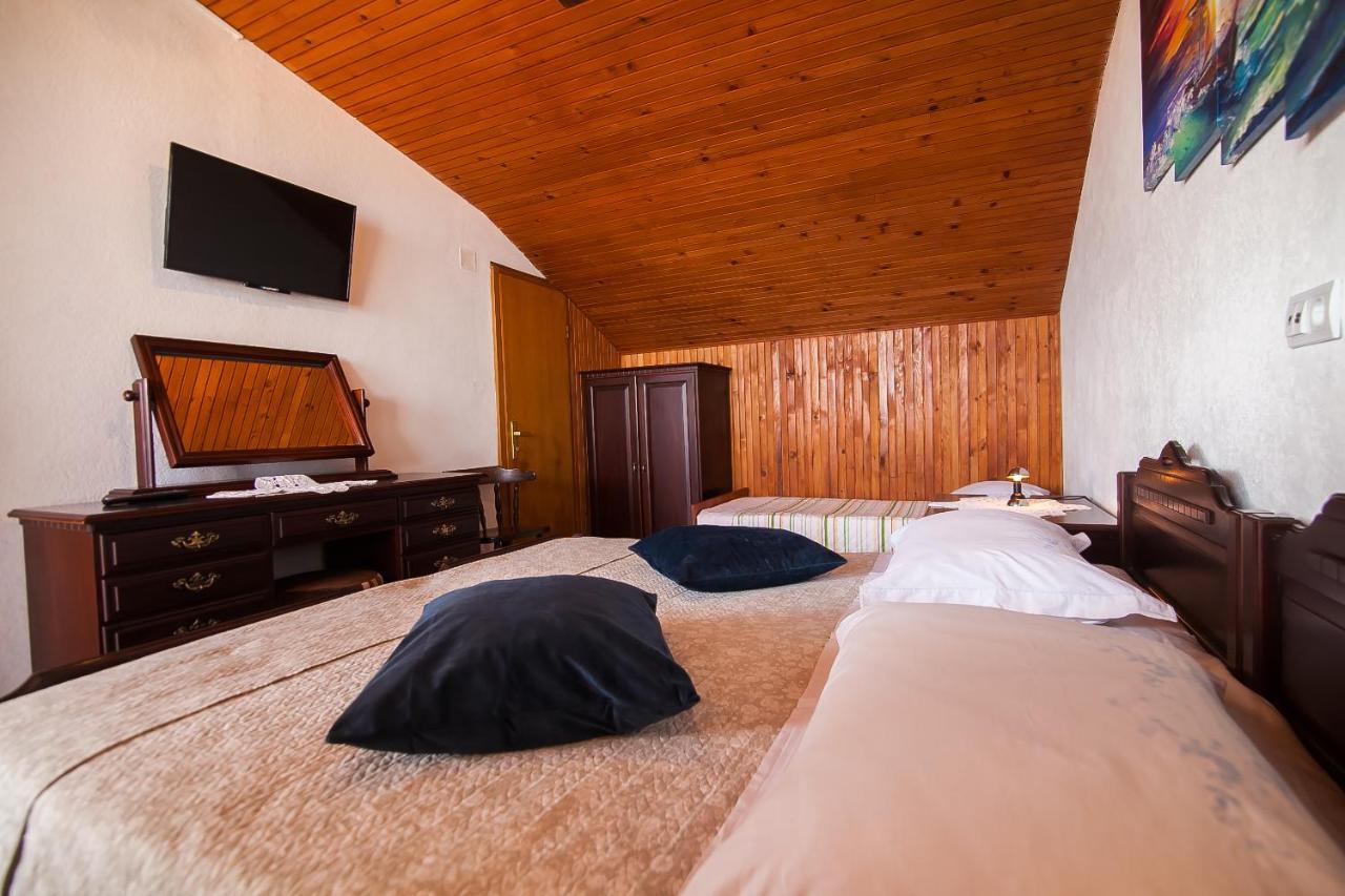 Anka Bol West Side Apartments Luaran gambar