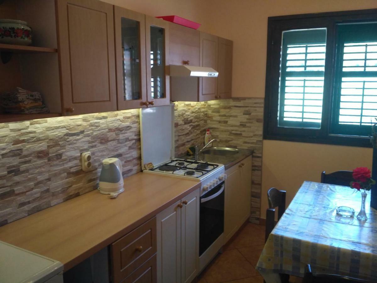 Anka Bol West Side Apartments Luaran gambar